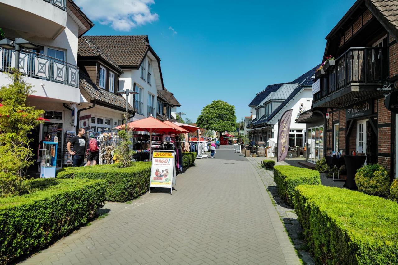 Ferienwohnungen Meerfarbig Zingst - Haustierfrei -Terrasse Mit Strandkorb Oder Balkon - E-Ladesaeule - Parkplatz - Wlan - Fahrradschuppen - Waschtrockner - Ruhig Und Zentral - Nichtraucher Exterior foto